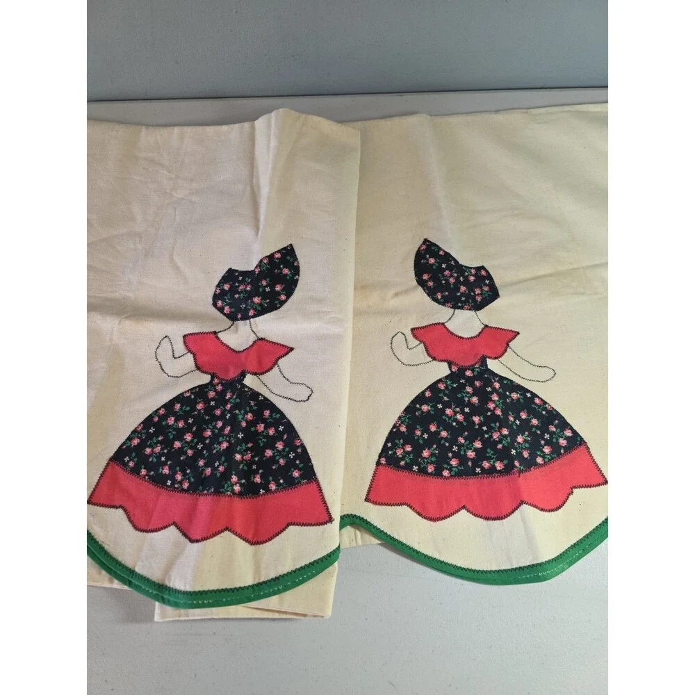 Vintage Southern Belle Applique Pillowcases Pair Handmade RicRac Cottage Linens
